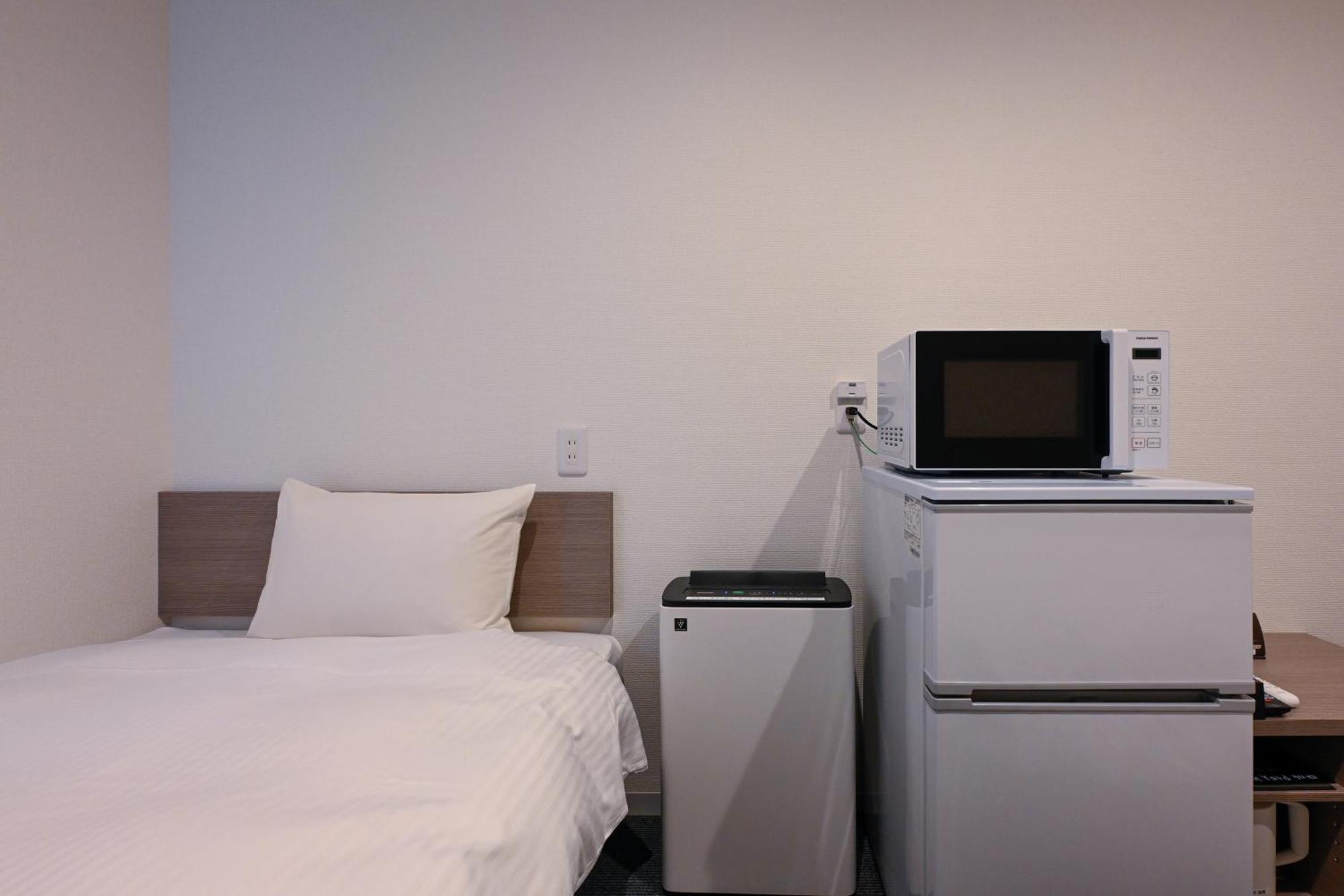 Hotel R9 The Yard Ashikagaekinishi Esterno foto